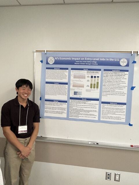 Isaac Lee presenting his research poster, AI's Economic Impact on Entry-Level Jobs in the U.S.